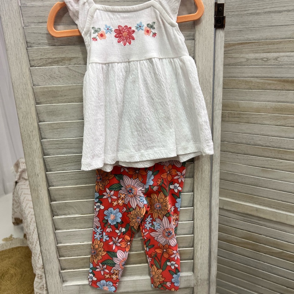 Floral Embroidered White Top Floral Leggings Set